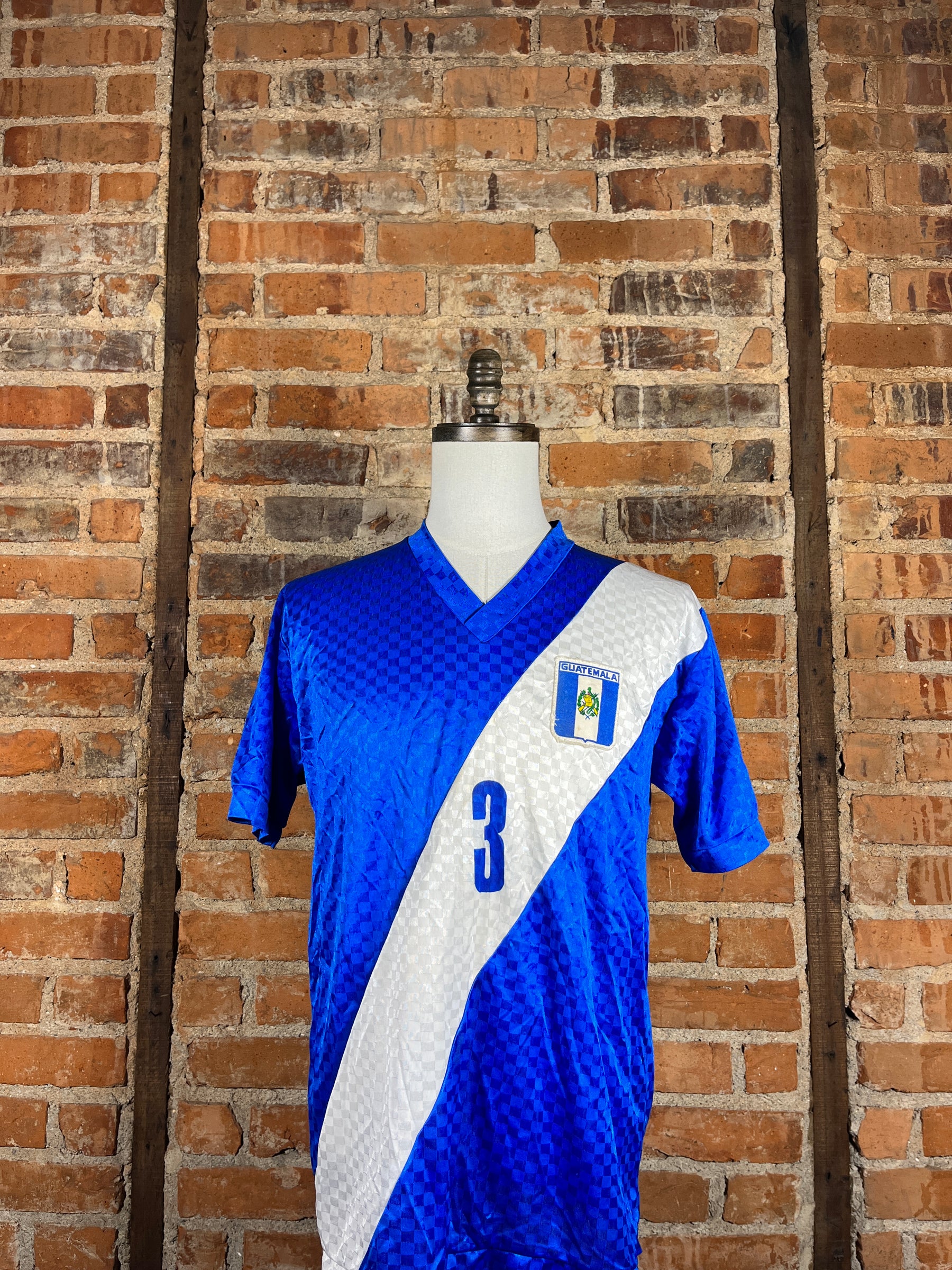 Guatemala #3 Match Worn/Issue – Away – L – 1991 – (8/10)