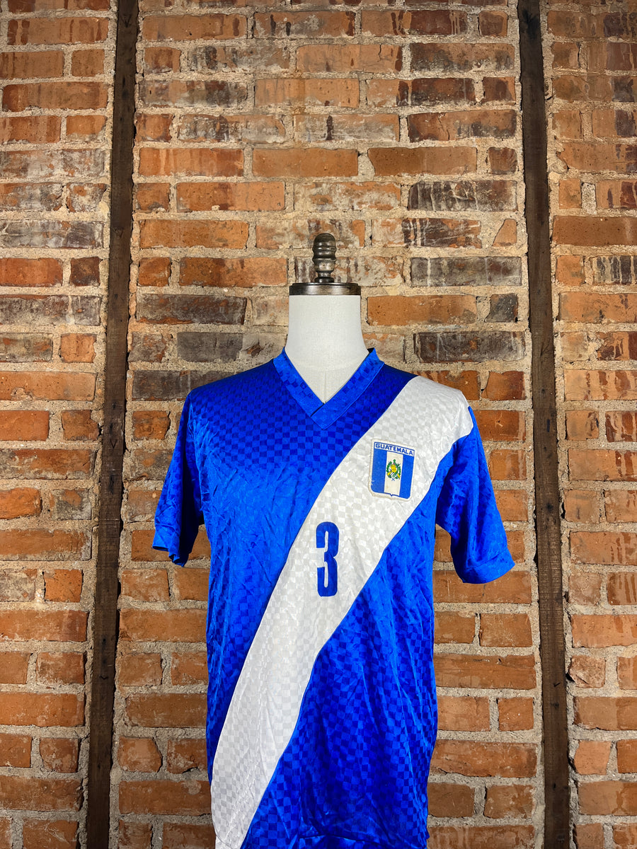 Guatemala #3 Match Worn/Issue – Away – L – 1991 – (8/10)