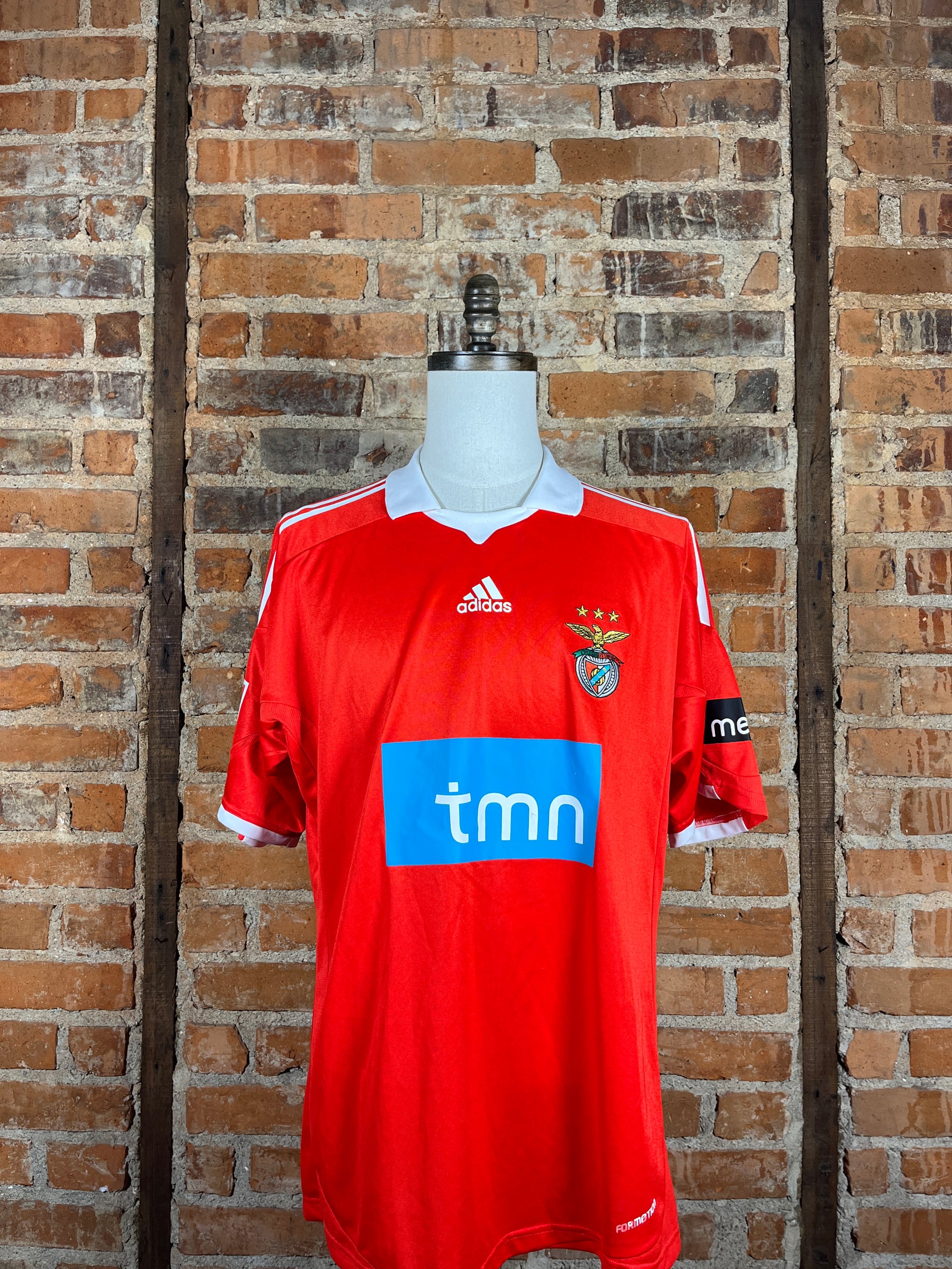 S.L. Benfica #4 Luisão Match Worn/Issue – Home – XL – 2008 – (8/10)
