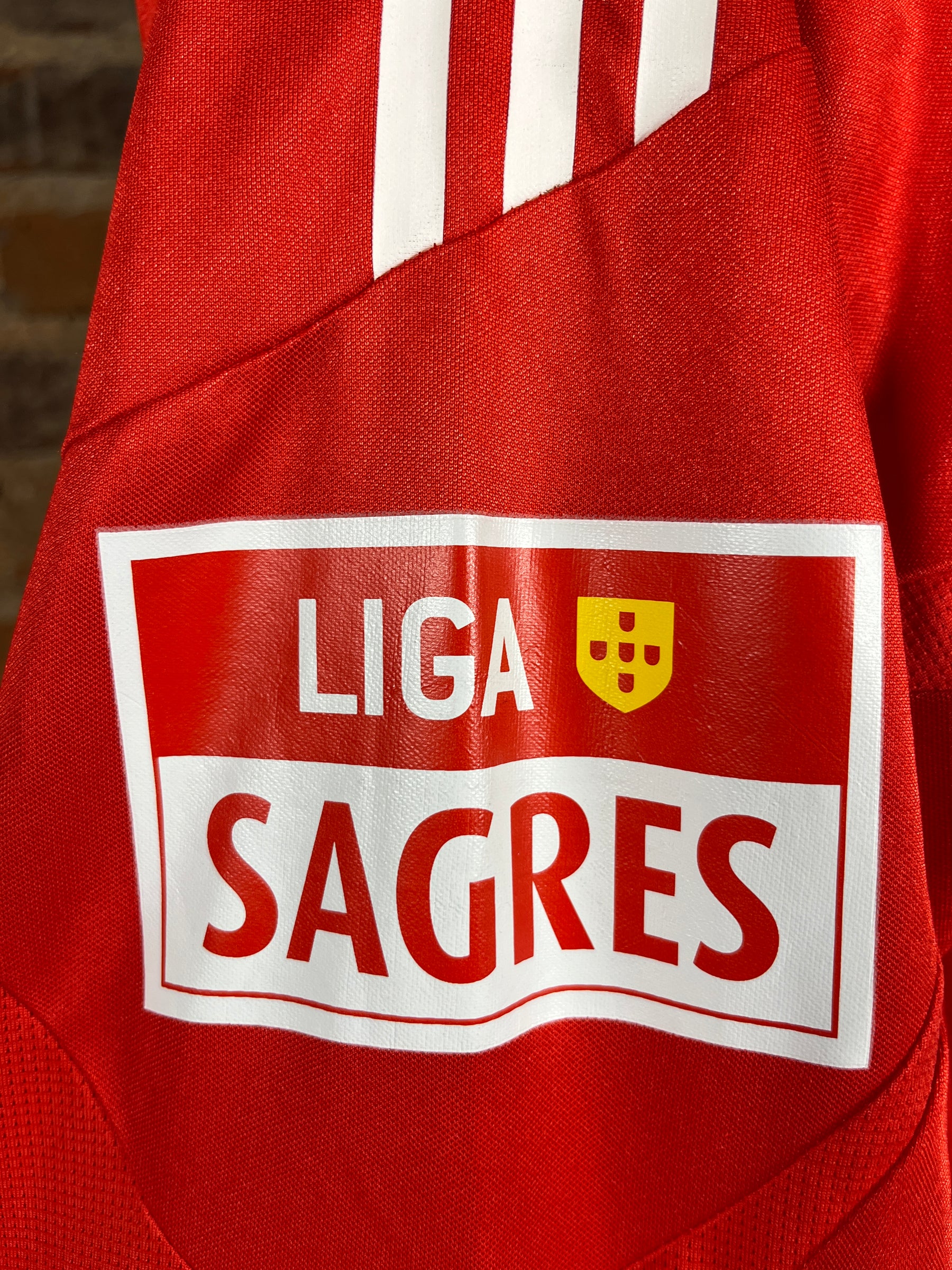 S.L. Benfica #4 Luisão Match Worn/Issue – Home – XL – 2008 – (8/10)